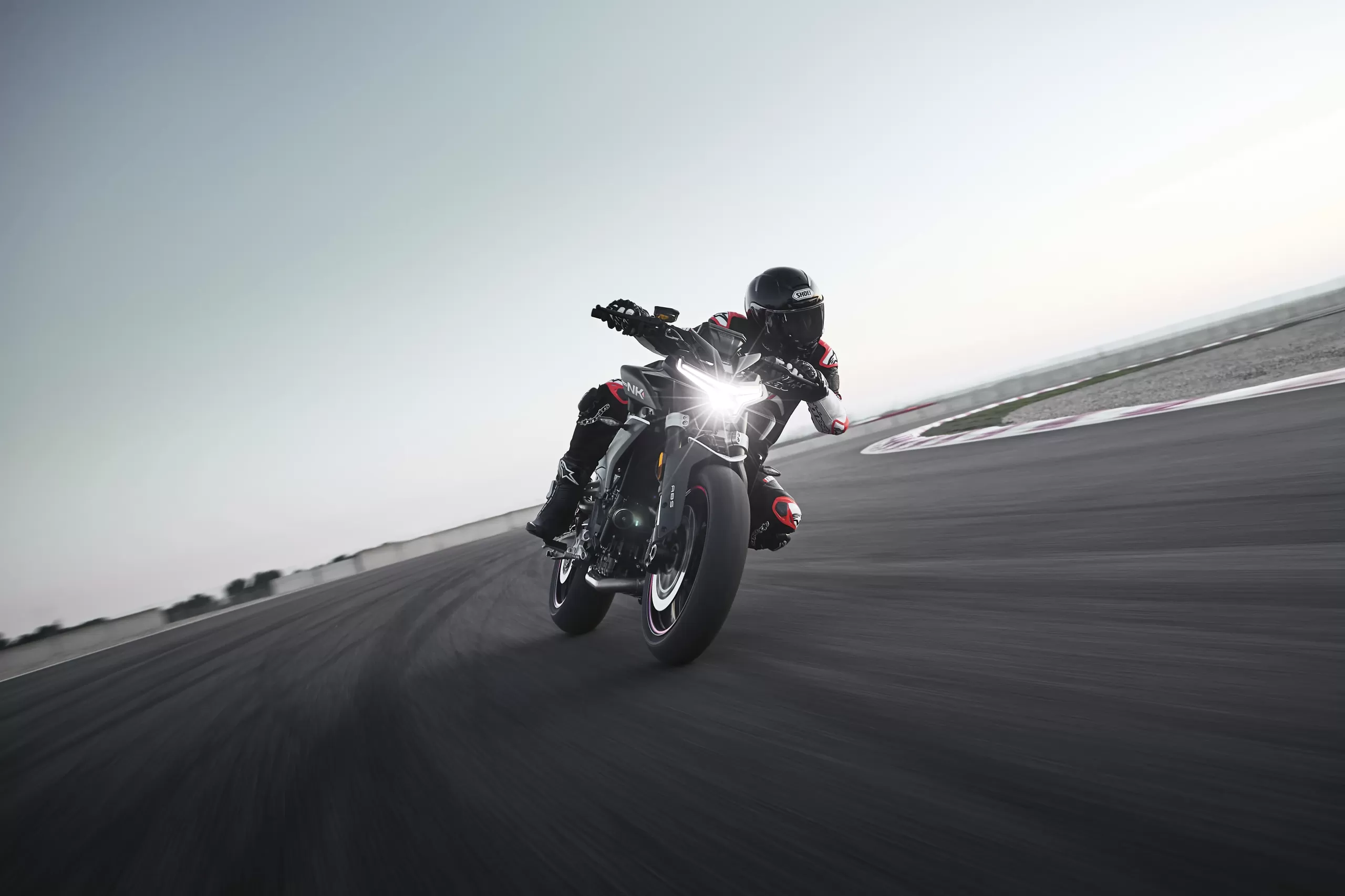 2025 CF Moto 800 NK Sport