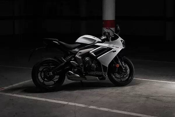 Triumph Daytona 660