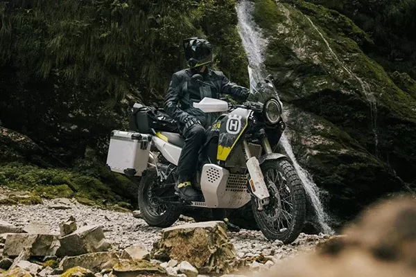 Husqvarna Norden 901 Expedition
